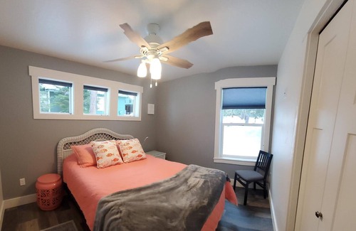 Coolin Cabin | Lakefront Cabin with Boat Slip on beautiful Priest Lake!