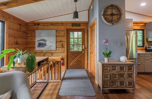 Dunsford Cottage | Lakefront Summer Sunsets