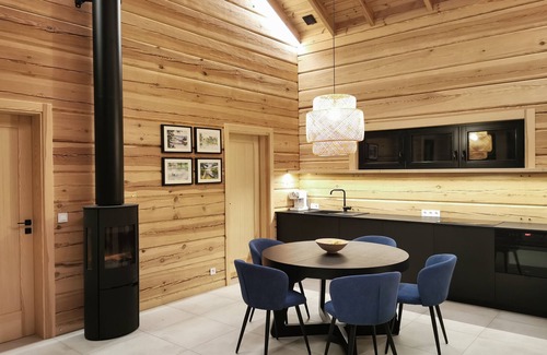 Brodnica House | Lakehouse Nero vacation home right on the lake and beautiful old town nearby.