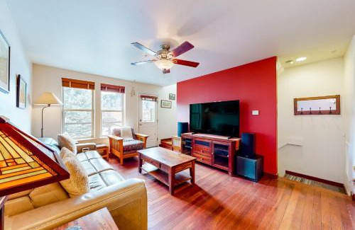 Basalt House | Lakeside Adventures