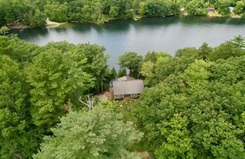 Forest Dale House | Lakeside Lodge at Fern Lake - 3BR, 1BA Waterfront with Dock