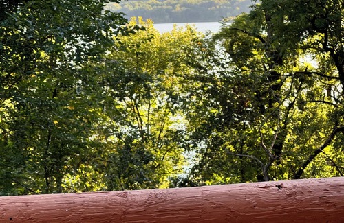 Moriah Center House | Lakeside- Mountain View Lodge on Lake Champlain in delightful Bridport