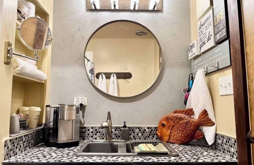 Boise Apartment | Lakeside Studio -> Kayaks & Bikes included!