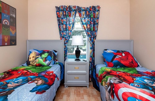 Lake Davenport Estates House | Lakeside Views | Private Pool & Game Room!