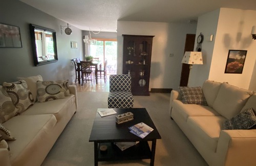 Macatawa Apartment | Laketown Landing of Laketown Township, Holland, West Michigan