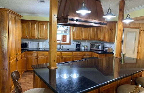 Zwolle House | Lakeview Escape .