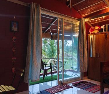 Sira Ski Chalet | Lalitha Farm Stay
