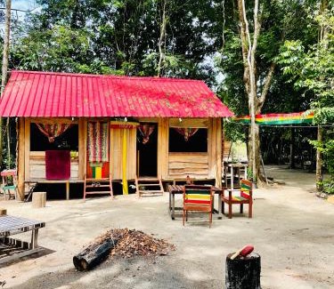 Zanderij Cabin | Land of Promise - Reggae Escape