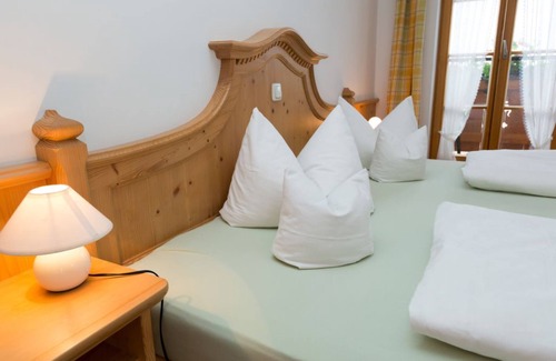 Wackersberg House | Landgasthof Fischbach