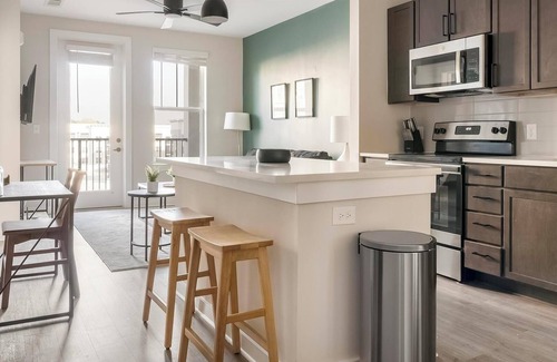 Sugar Hill Apartment | Landing at Cadence Sugar Hill - 1 Bedroom in Su.