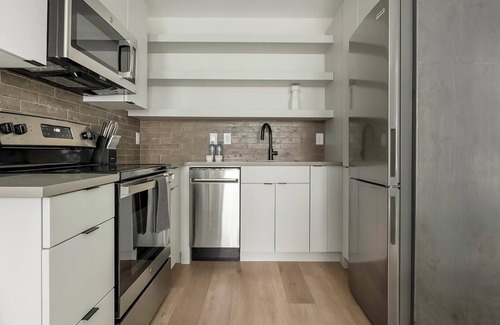 Norris Square Apartment | Landing at Copper Flats - 1 Bedroom in North Ph.