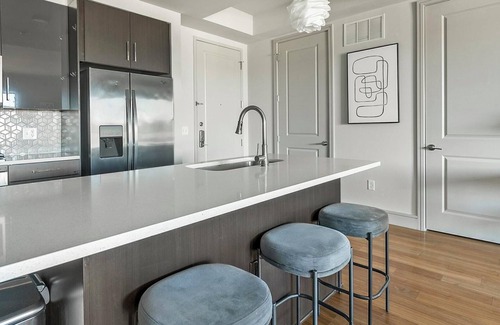 Houston Apartment | Landing | Beautiful 2BD, Gym, Tennis Court