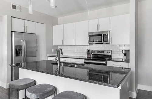 Allen Apartment | Landing | Beautiful 2BD, Gym, Clubhouse