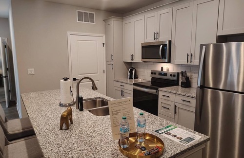 Newberry Apartment | Landing | Incredible 2BD, Pool, Gym