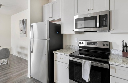 Fort Worth Apartment | Landing | Spectacular 1BD, Yoga Studio, Pool