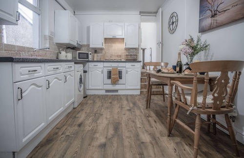 Mumbles Apartment | Langland Road - 1 Bedroom - Mumbles