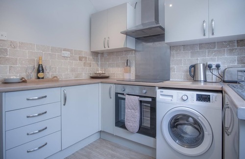 Mumbles House | Langland Road - 2 Bedroom Town House - Mumbles