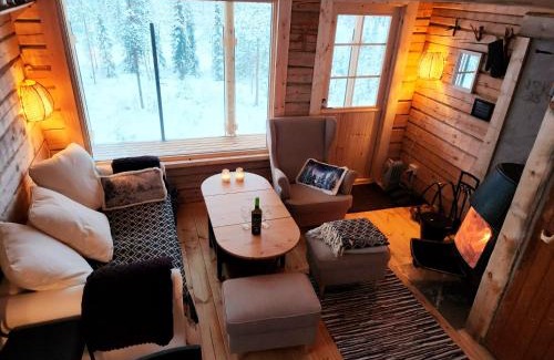 Kolari Ski Chalet | Lapland Riverside Cabin, Äkäsjoki Hideaway - Riverview, Traditional Sauna, Avanto, WiFi, Ski, Ylläs