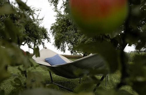 Simprechtshausen House | Large vacation home - edge of the village, fenced garden, fireplace, sauna. 5 dogs welcome!