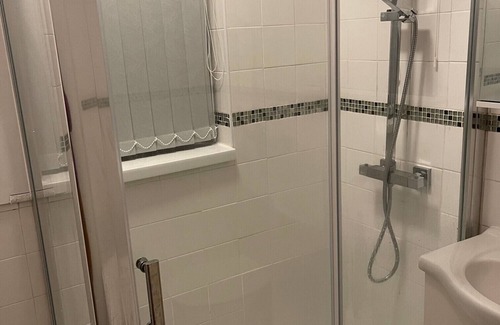 Stonnall House | Large Beautiful 3 Bed house in City of Birmingham