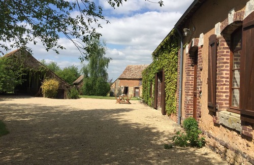 Marigne-Laille Villa | Large, comfortable, quiet farmhouse with heated swimming pool and large wooded garden