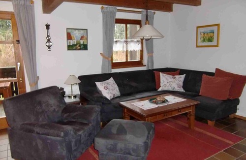 Kattersdorf House | Large, comfortable holiday home, very quiet, on a large park-like ground