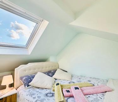 Southfield Apartment | Large Double Room with Private Bathroom West Zone 3 Free Parking