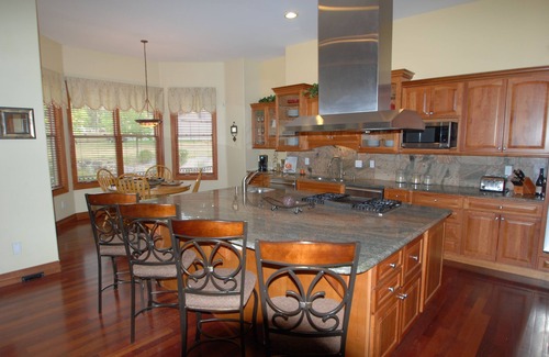 Greenwood Village House | Large Estate Close To Everything.