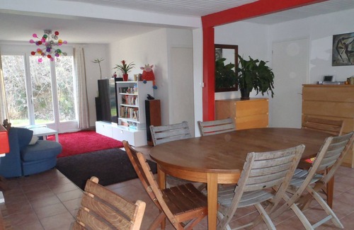 Lissieu House | Large family home green 13 km from Lyon