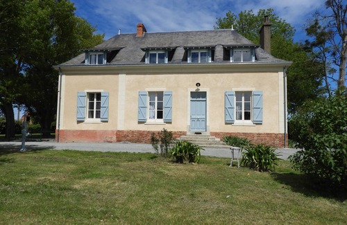 Ecommoy House | LARGE FAMILY HOUSE FOR RENT