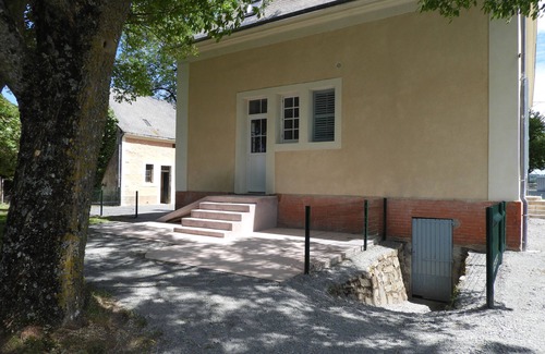 Ecommoy House | LARGE FAMILY HOUSE FOR RENT