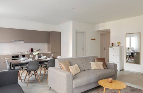 Lugano Apartment | Large flat for up to 8 people with parking & AC