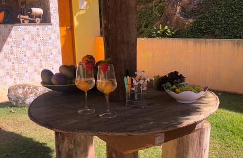 Laranja Azeda Cottage | Large house in condominium, 3 bedrooms, 5 bathrooms and large yard