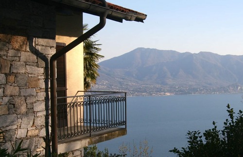 Piancassone House | Large house with garden and stunning views of Lake Maggiore