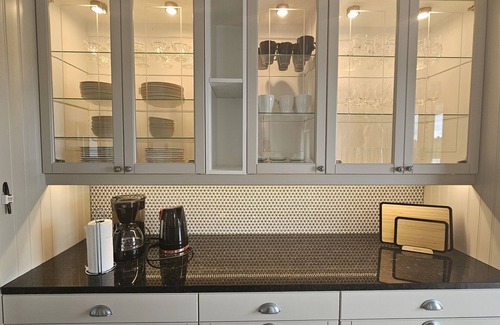 Svanesund Ski Chalet | Large house with sauna, playground and close to the beach in Svanesund | SE09140