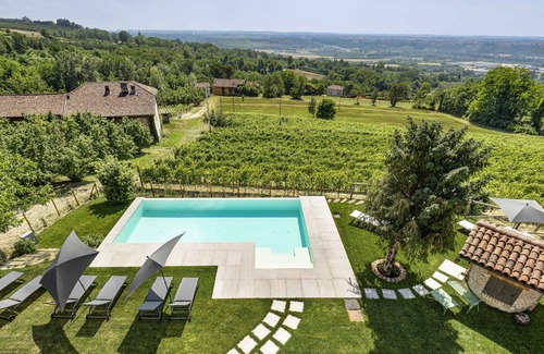 Cherasco Other | Large loft 3 with swimming pool + garden in a country house in the Barolo area
