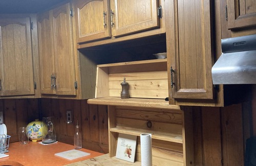 Town of Lysander House | Large Riverfront One Bedroom on Second Floor