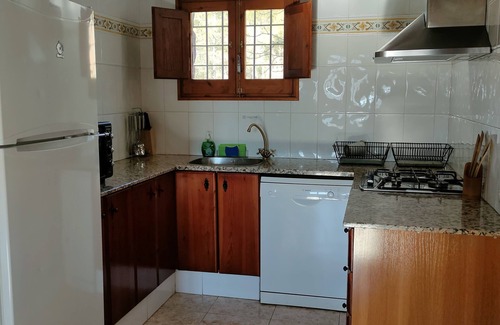 Cardona Cottage | Large rural house with outdoor pool 1 hour from Barcelona.