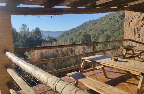 Cardona Cottage | Large rural house with outdoor pool 1 hour from Barcelona.