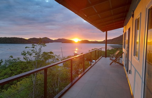 Coron House | Large Seaview House with Pool