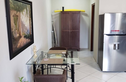 Ponton Apartment | Large Studio #1, 5 min to Eagle Beach