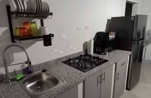 Ponton Apartment | Large Studio #1, 5 min to Eagle Beach