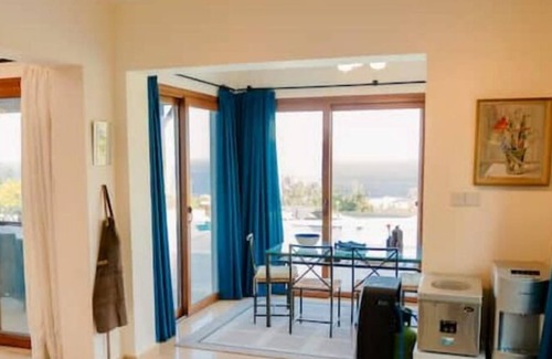 Bahceli Villa | Large villa with pool and fantastic sea view