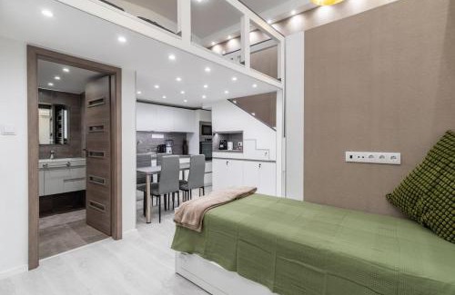 Palace District Apartment | Larina Residence