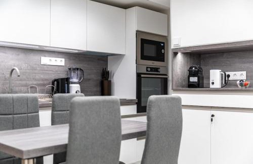 Palace District Apartment | Larina Residence