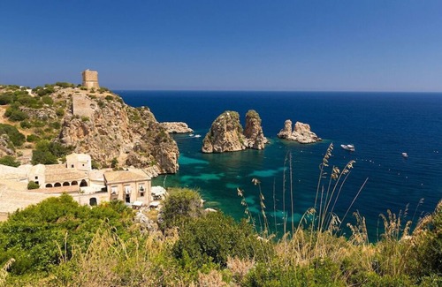 Scopello Villa | LAST MINUTE 1/31 OCTOBER - WWW.BAGLIORIDISICILIA.COM