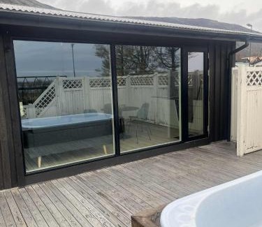 Laugarvatn Apartment | Laugarvatn Lakeview Apartment