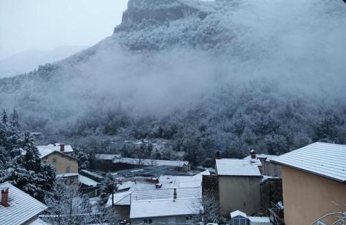 Tenay House | Laura Happy Guest House