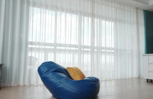 Nairobi Upper Hill Apartment | Laurel Hill Suites CBD 2BR Apt, Spacious Balcony