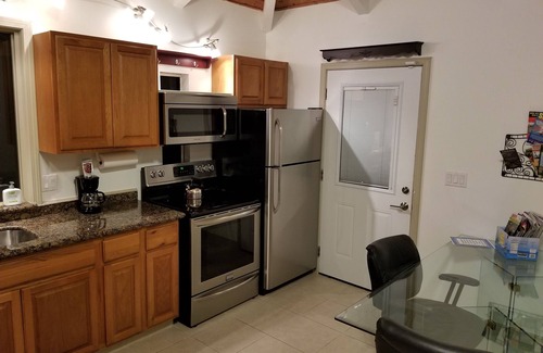 Mark Twain Apartment | Lava Java Inn On The Big Islands Kau Coast